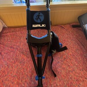 iWALK Hands-Free Crutch